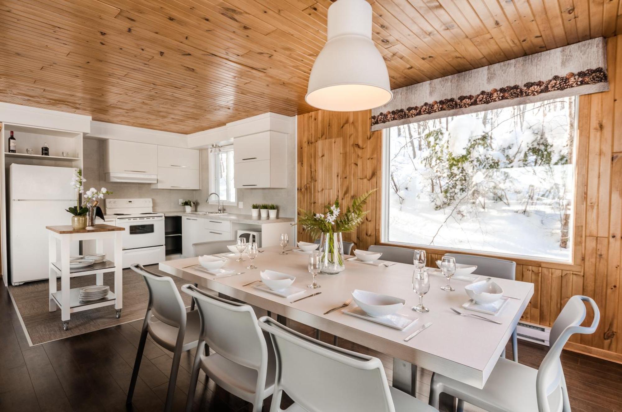 Auberge Du Lac-A-L'Eau-Claire เซนต์ อเล็กซิส เด มองส์ ภายนอก รูปภาพ