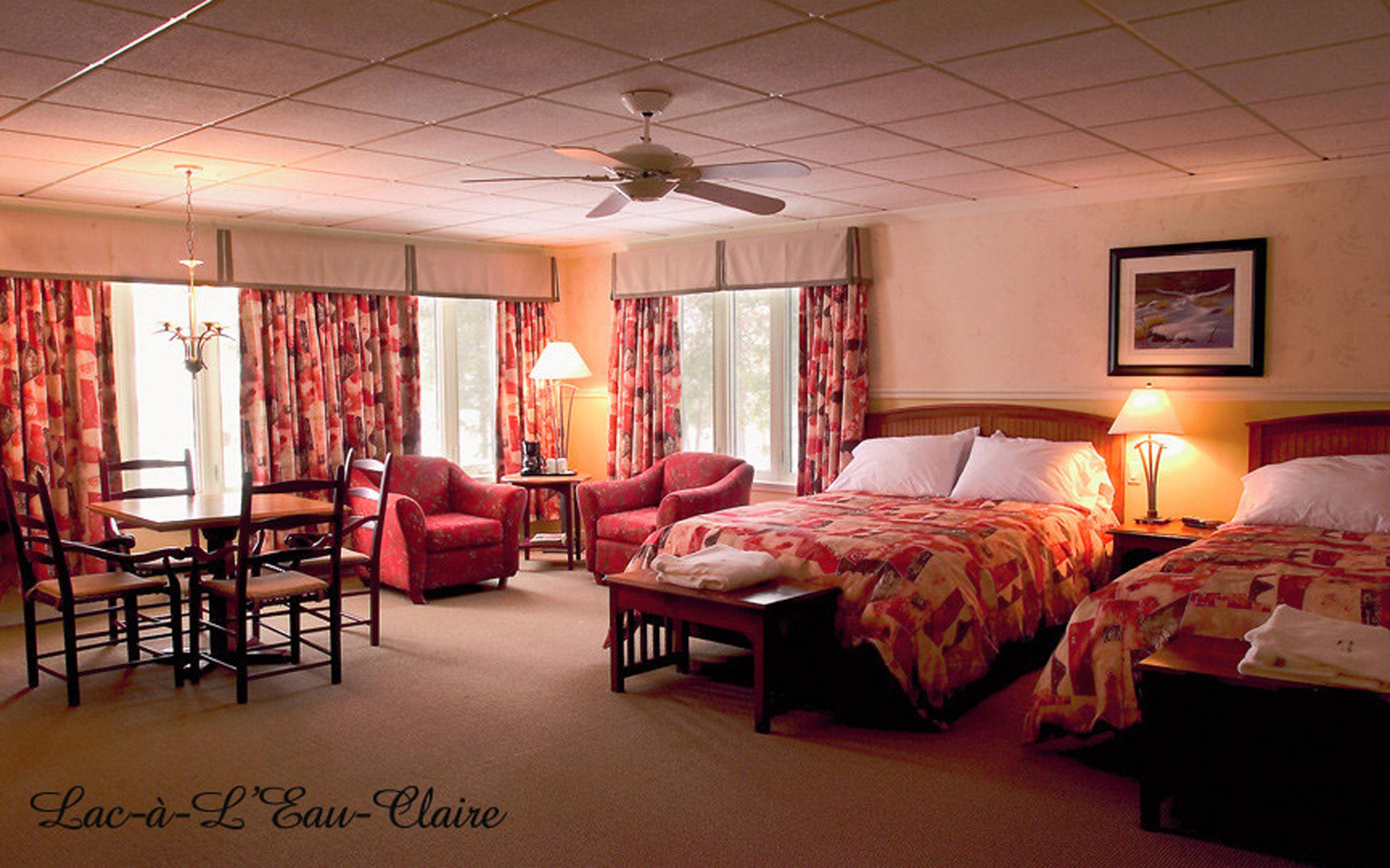 Auberge Du Lac-A-L'Eau-Claire เซนต์ อเล็กซิส เด มองส์ ภายนอก รูปภาพ