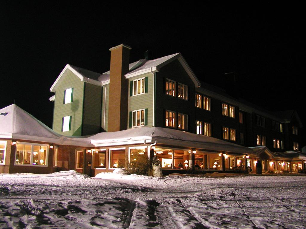 Auberge Du Lac-A-L'Eau-Claire เซนต์ อเล็กซิส เด มองส์ ภายนอก รูปภาพ