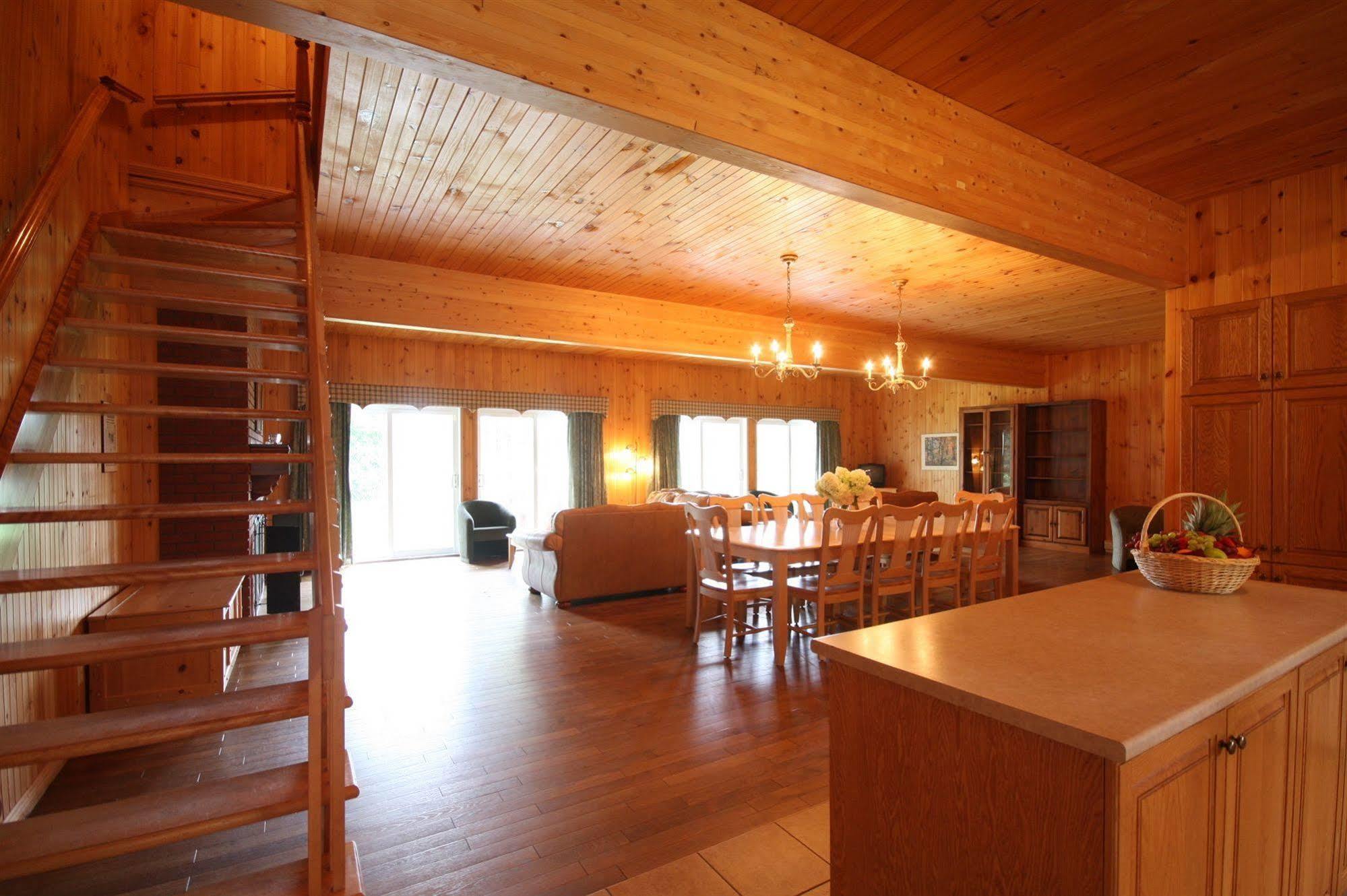 Auberge Du Lac-A-L'Eau-Claire เซนต์ อเล็กซิส เด มองส์ ภายนอก รูปภาพ
