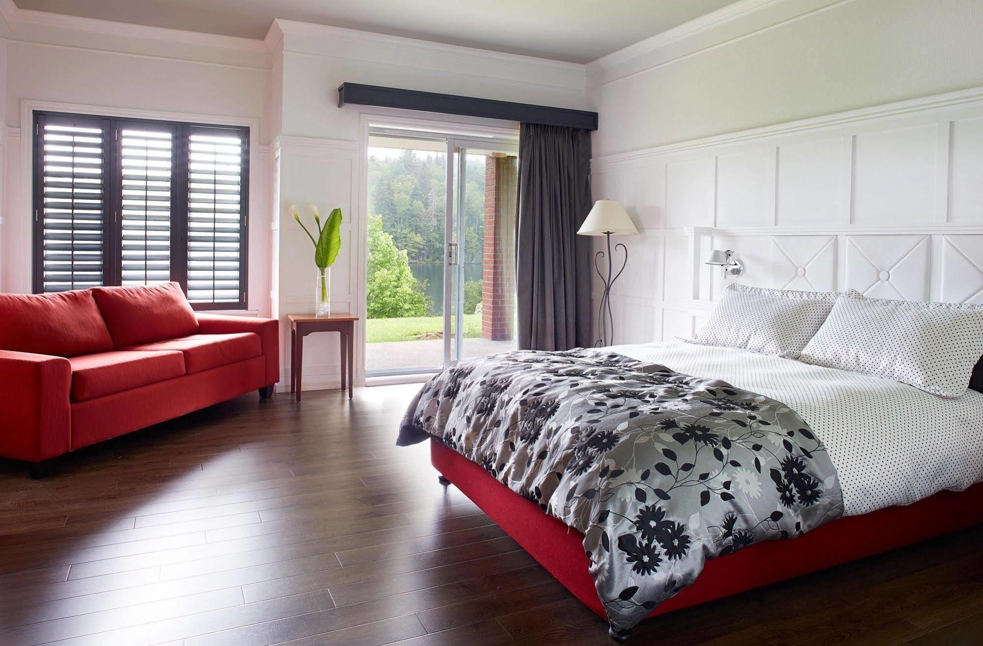 Auberge Du Lac-A-L'Eau-Claire เซนต์ อเล็กซิส เด มองส์ ภายนอก รูปภาพ