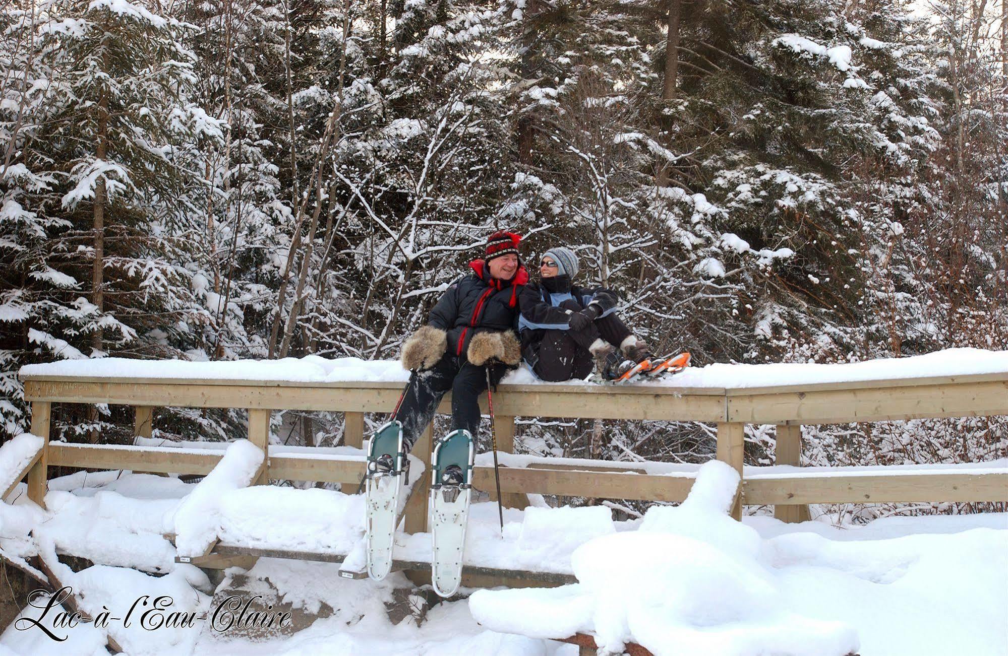 Auberge Du Lac-A-L'Eau-Claire เซนต์ อเล็กซิส เด มองส์ ภายนอก รูปภาพ
