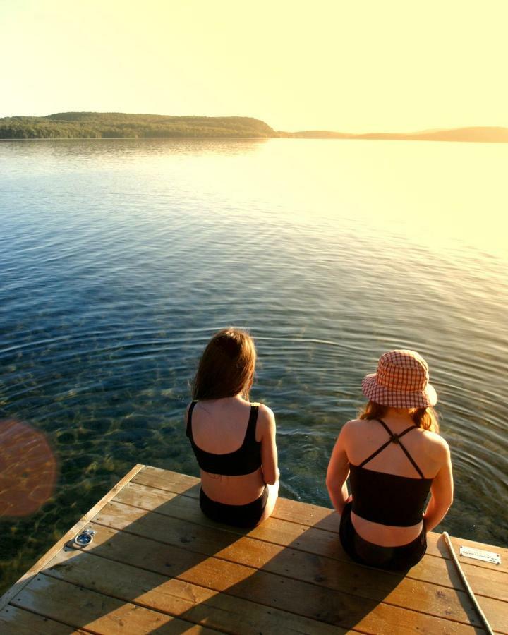 Auberge Du Lac-A-L'Eau-Claire เซนต์ อเล็กซิส เด มองส์ ภายนอก รูปภาพ