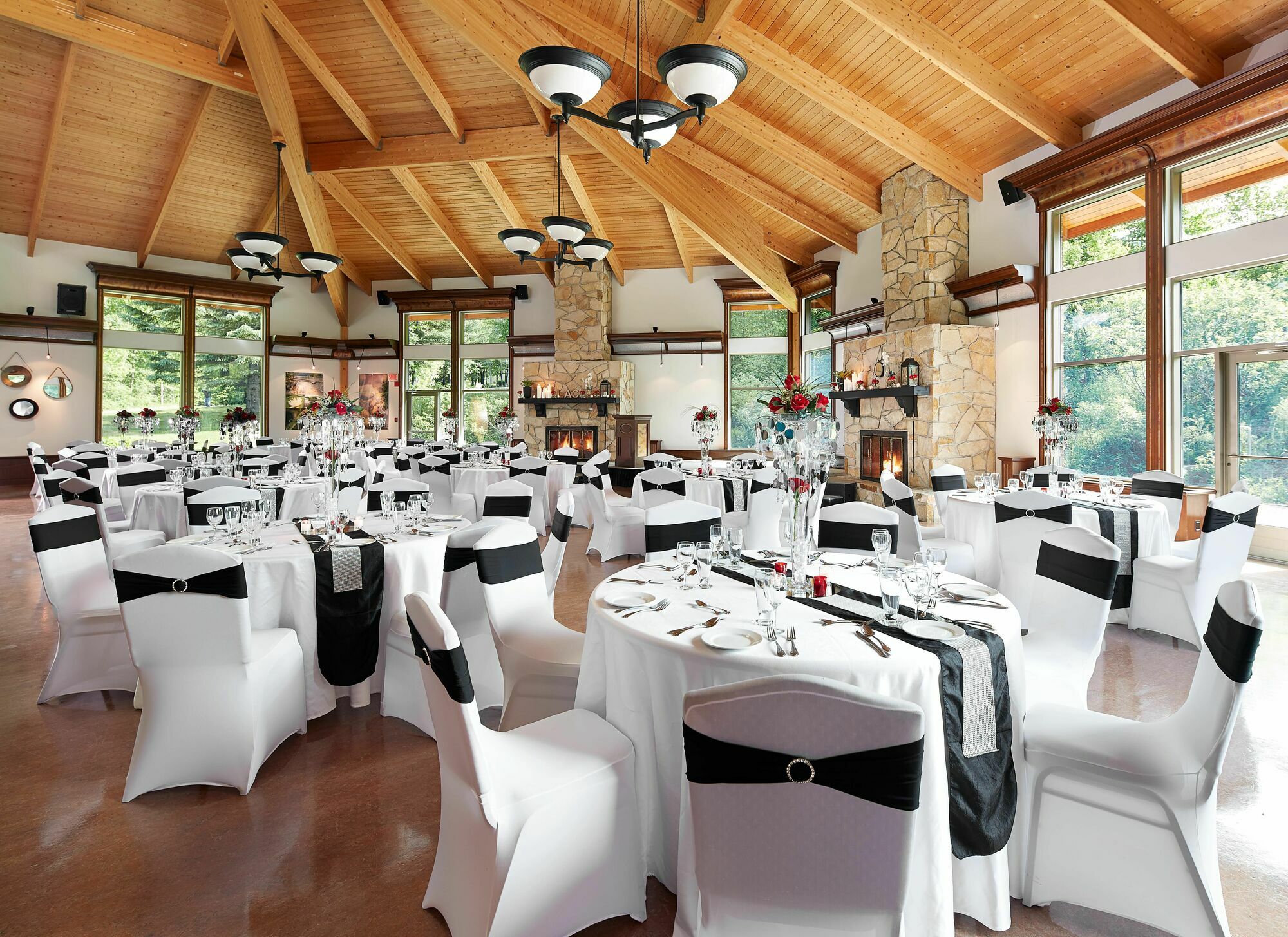 Auberge Du Lac-A-L'Eau-Claire เซนต์ อเล็กซิส เด มองส์ ภายนอก รูปภาพ